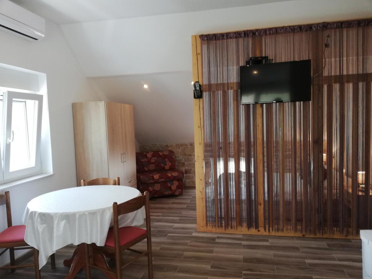 Apartmani Goga Skradin Exterior foto